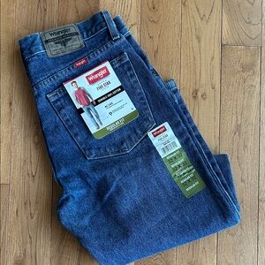 Wrangler Men's Classic Indigo Relaxed Jeans